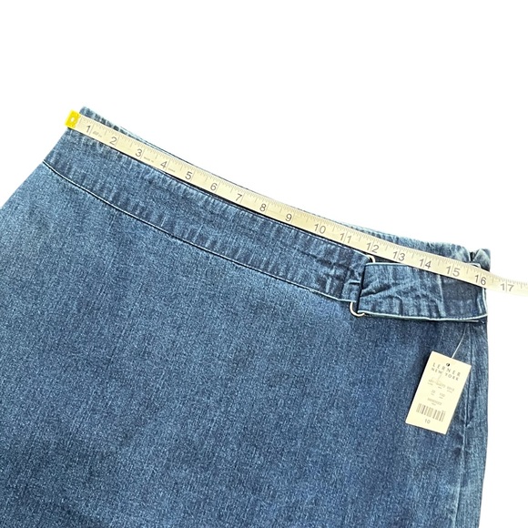 NWT Lerner womens  Denim Jean Skirt with Velcro Accent size 10 - Picture 6 of 11